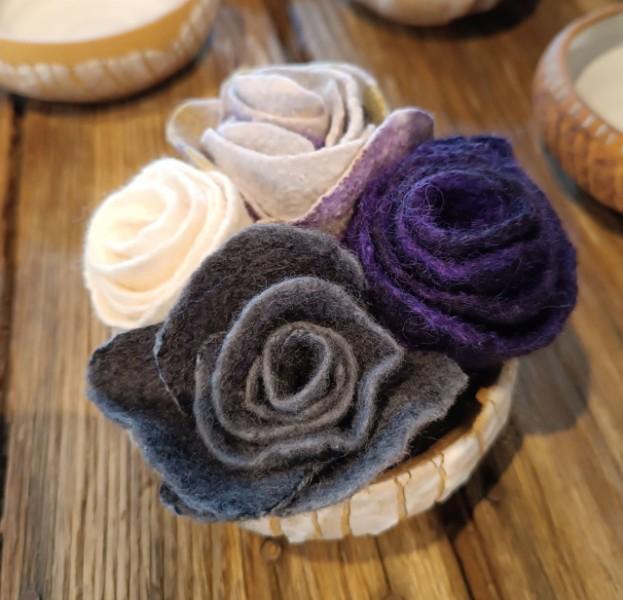 La Saint Valentin – Méditation et Guide de Feutrage d'une rose offerts